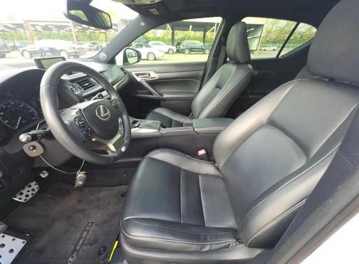 White 2014 Lexus CT 200h