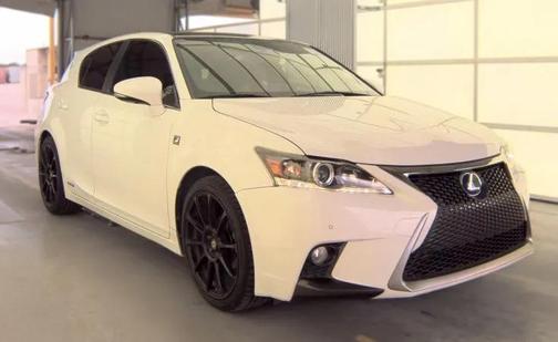White 2014 Lexus CT 200h