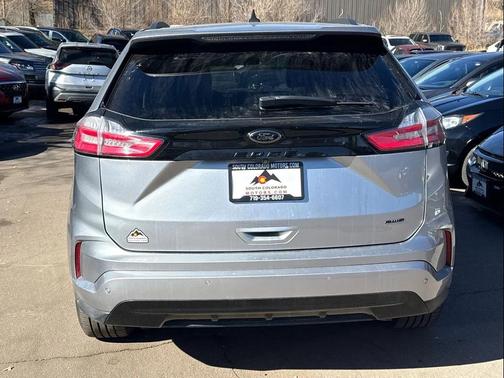 2022 Ford Edge SE