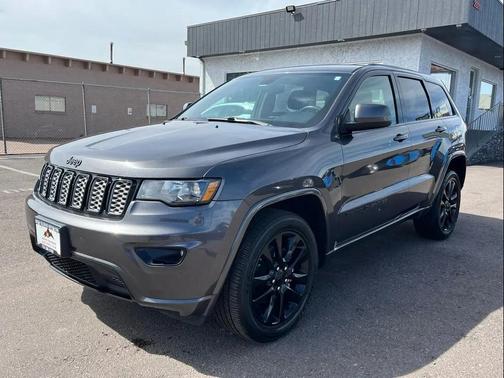 2017 Jeep Grand Cherokee Altitude