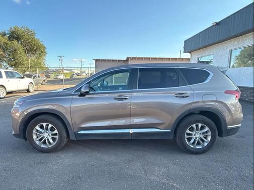 2019 Hyundai SANTA FE SE 2.4