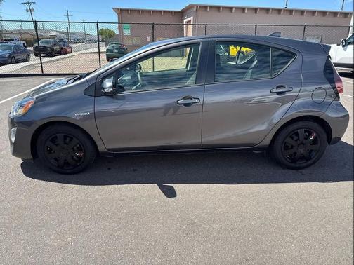 Magnetic Gray Metallic 2015 Toyota Prius c Two