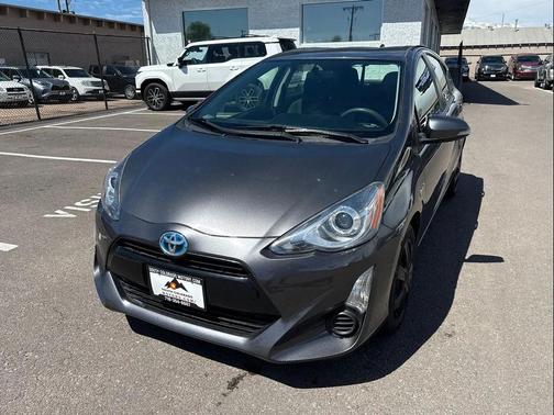 Magnetic Gray Metallic 2015 Toyota Prius c Two