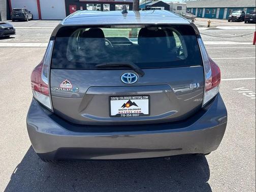 Magnetic Gray Metallic 2015 Toyota Prius c Two