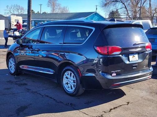2020 Chrysler Pacifica Touring L