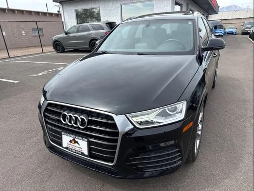 Black 2018 Audi Q3 2.0T Premium