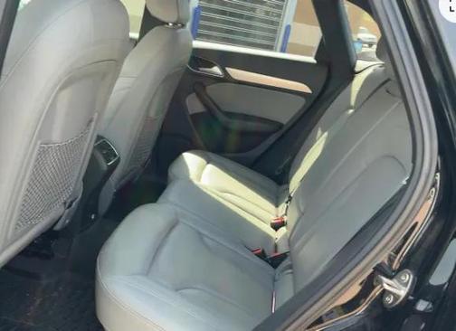 Black 2018 Audi Q3 2.0T Premium