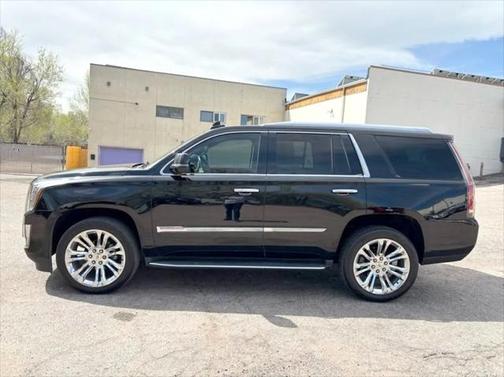 2016 Cadillac Escalade Luxury
