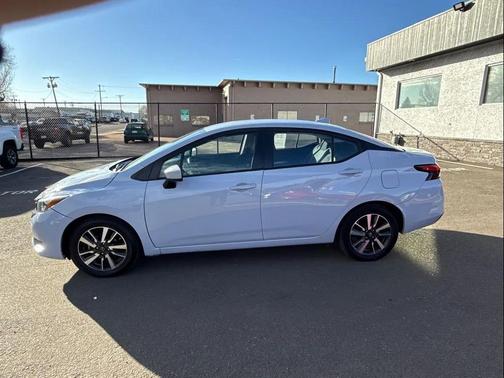 2025 Nissan Versa 1.6 SV