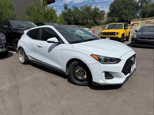2019 Hyundai Veloster Base
