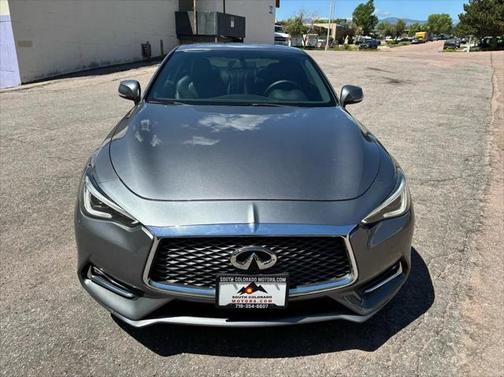 2017 INFINITI Q60 2.0T