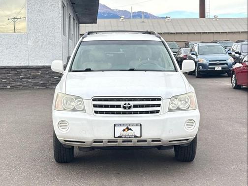 2001 Toyota Highlander Base