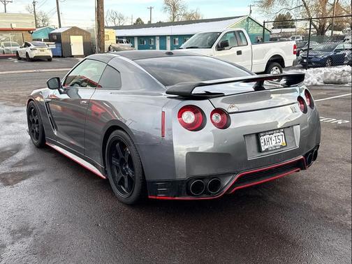 2015 Nissan GT-R Black Edition