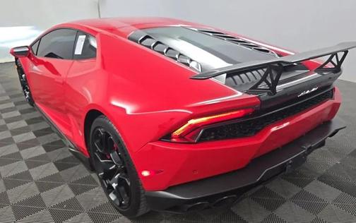 Red 2015 Lamborghini Huracan LP610-4