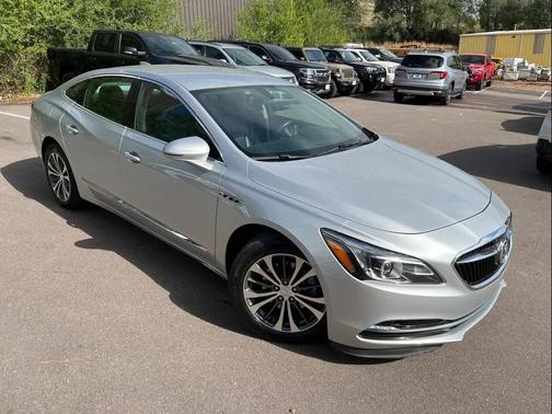 Quicksilver Metallic 2017 Buick LaCrosse Essence