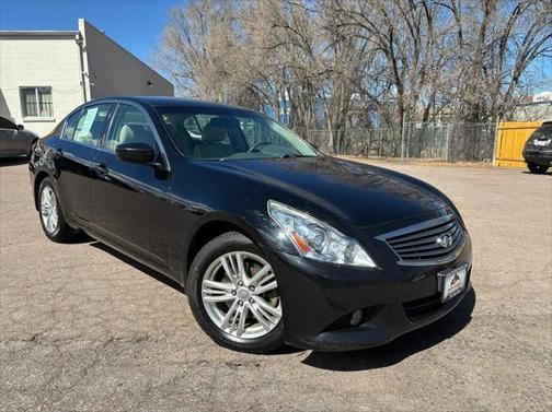 2013 INFINITI G37x Base