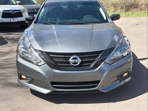 Gun Metallic 2018 Nissan Altima 2.5 SR