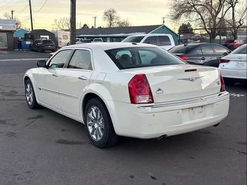 2010 Chrysler 300C Hemi