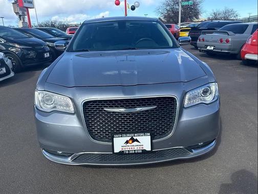 2016 Chrysler 300 S