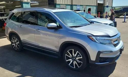 Lunar Silver Metallic 2021 Honda Pilot AWD Elite