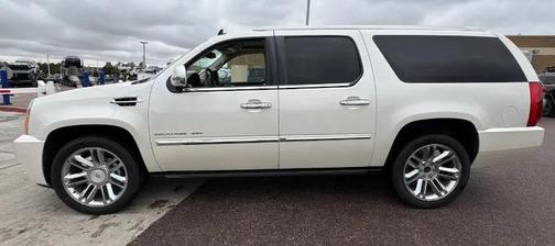 White Diamond Tricoat 2014 Cadillac Escalade ESV Platinum Edition