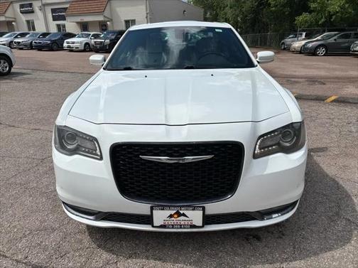 2017 Chrysler 300 S