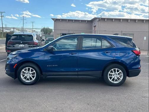 2022 Chevrolet Equinox LS