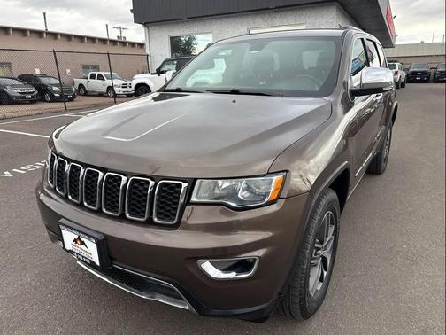 Walnut Brown Metallic Clearcoat 2017 Jeep Grand Cherokee Limited
