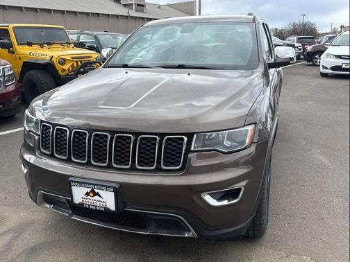 Walnut Brown Metallic Clearcoat 2017 Jeep Grand Cherokee Limited