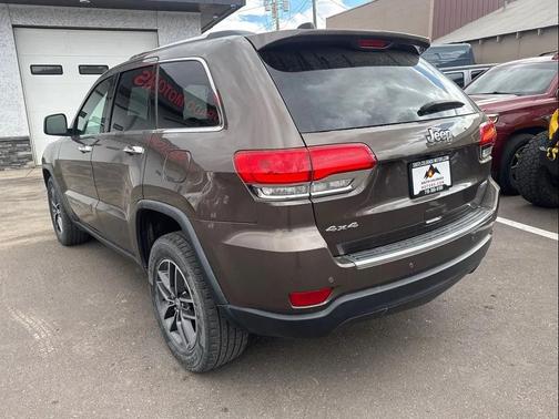Walnut Brown Metallic Clearcoat 2017 Jeep Grand Cherokee Limited