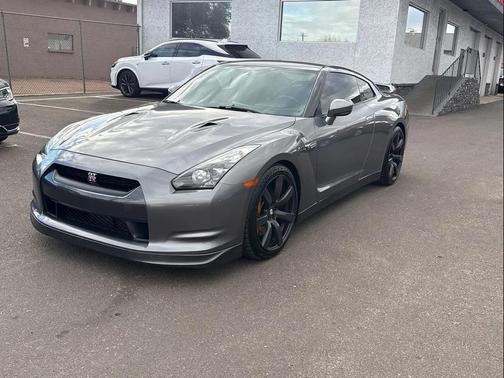 2010 Nissan GT-R Premium