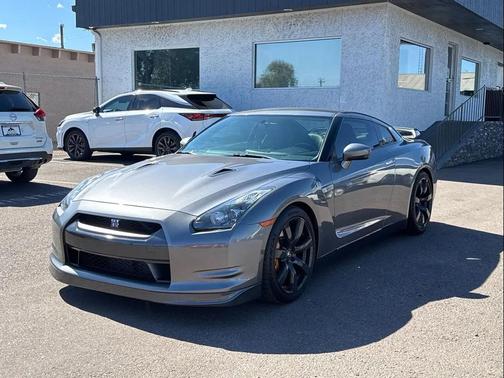 2010 Nissan GT-R Premium