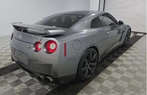 2010 Nissan GT-R Premium