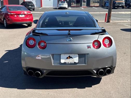 2010 Nissan GT-R Premium