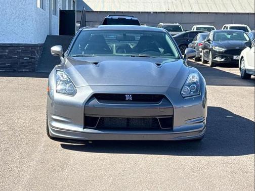 2010 Nissan GT-R Premium