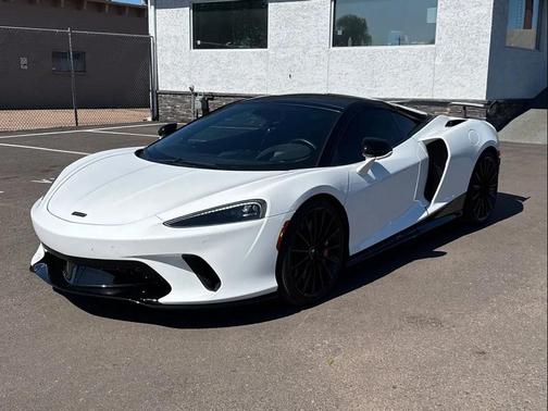 2022 McLaren GT Coupe