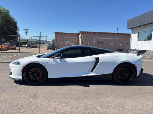 2022 McLaren GT Coupe