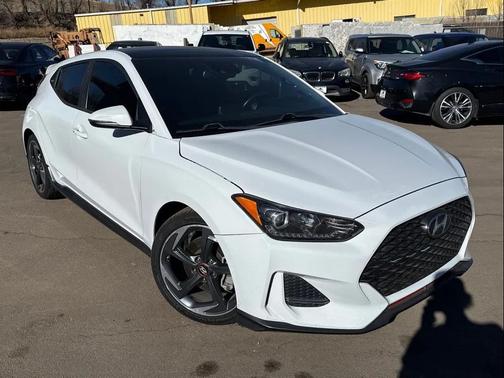 2019 Hyundai Veloster Base