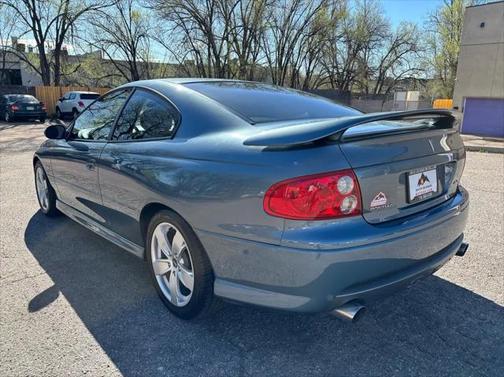 2005 Pontiac GTO Base
