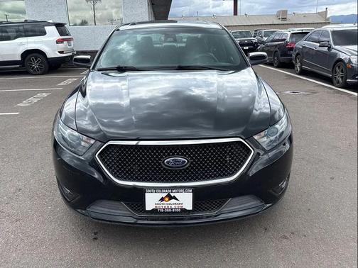 Tuxedo Black Metallic 2013 Ford Taurus SHO