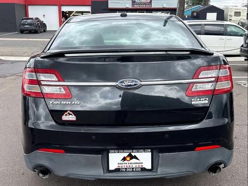 Tuxedo Black Metallic 2013 Ford Taurus SHO