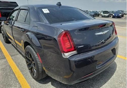2018 Chrysler 300 S