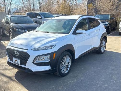 2021 Hyundai KONA SEL