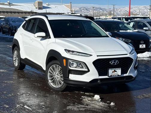 2021 Hyundai KONA SEL