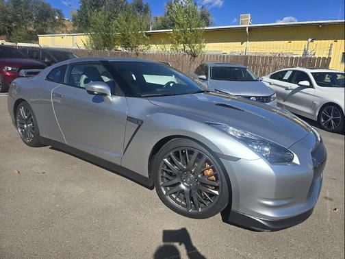 2009 Nissan GT-R Premium