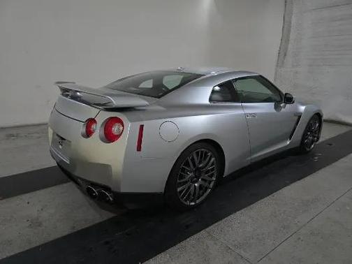 2009 Nissan GT-R Premium