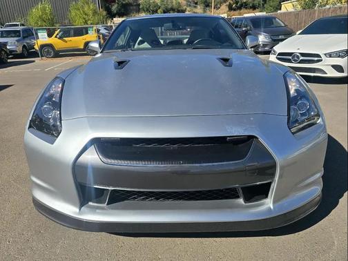 2009 Nissan GT-R Premium