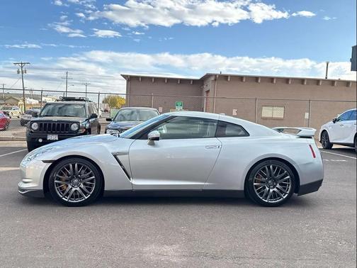 2009 Nissan GT-R Premium