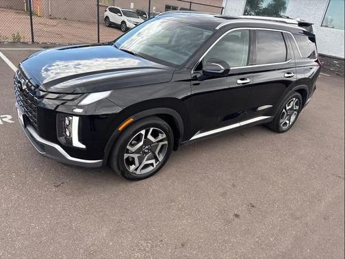 Abyss Black Pearl 2023 Hyundai PALISADE Limited