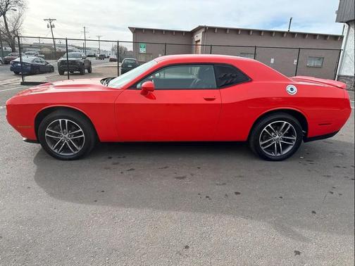 2019 Dodge Challenger SXT